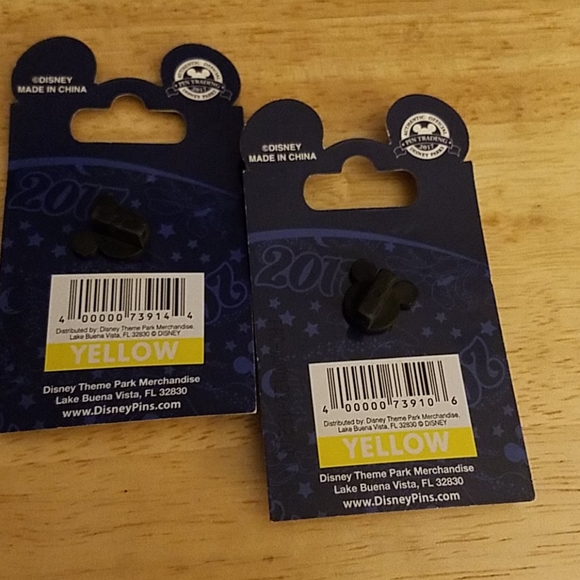 DISNEY PINS - Picture 4 of 4